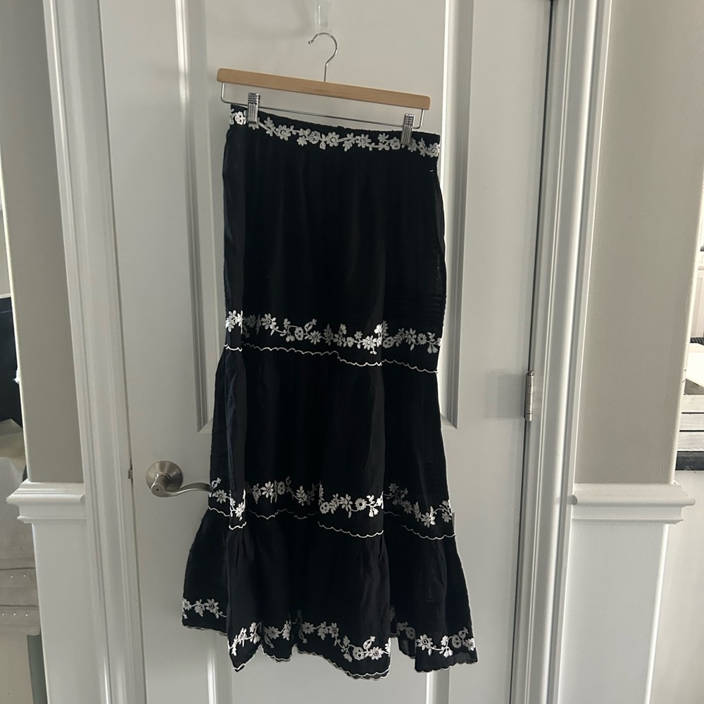 Farm Rio Embroidered Ruffle Maxi Skirt - Picture 2 of 4